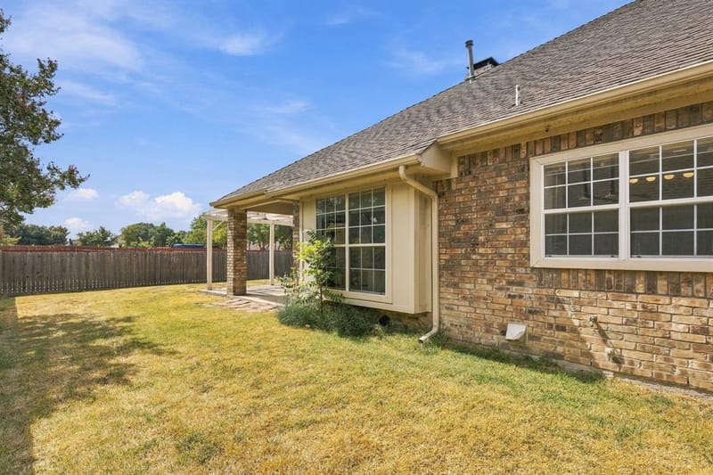 8318 Portsmouth Drive, Rowlett TX 75088 - Photo 13