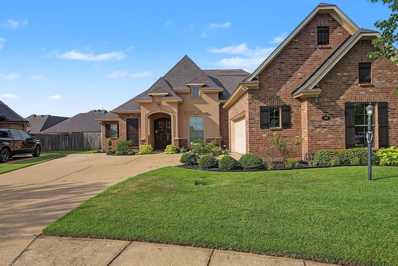 1208 Pontchartrain Court, Bossier City LA 71111 - Photo 2