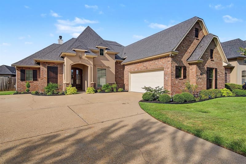 1208 Pontchartrain Court, Bossier City LA 71111 - Photo 3