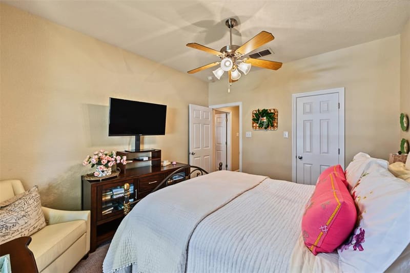 8955 Leslie Court, Benbrook TX 76126 - Photo 24