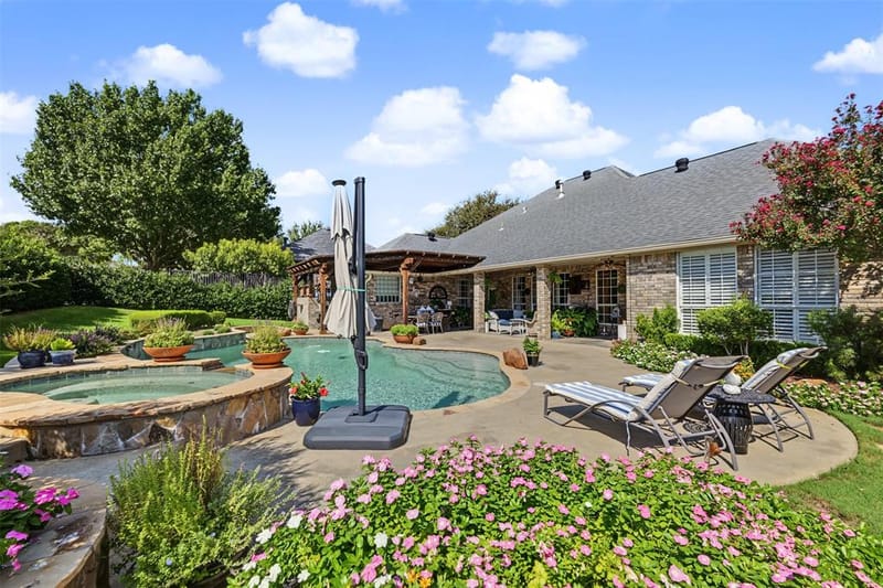 8955 Leslie Court, Benbrook TX 76126 - Photo 34