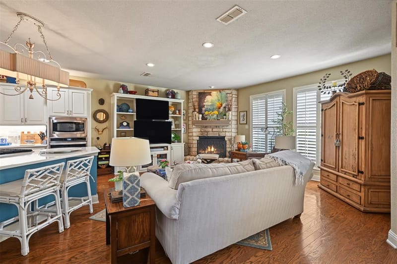 8955 Leslie Court, Benbrook TX 76126 - Photo 14