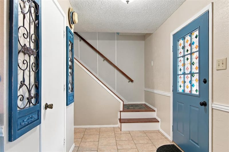 3902 Brookgate Court, Arlington TX 76016 - Photo 6