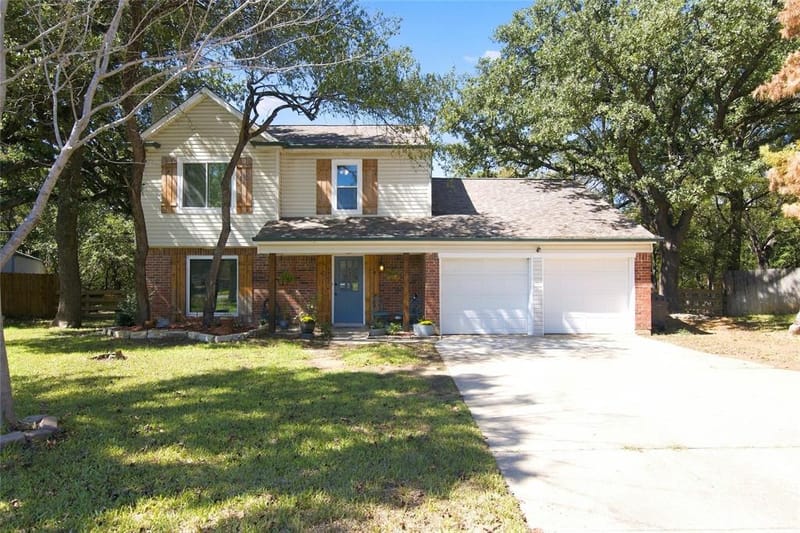 3902 Brookgate Court, Arlington TX 76016