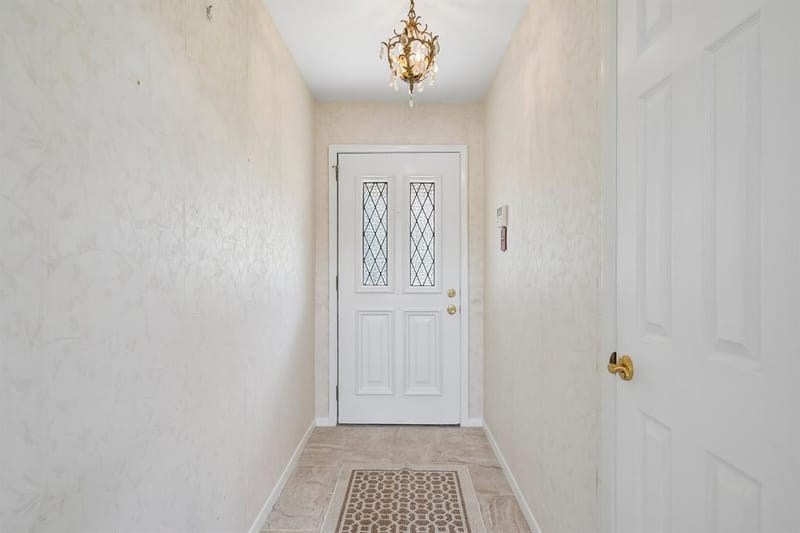 4609 Lester Drive, Arlington TX 76016 - Photo 6