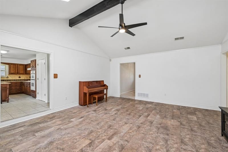 4609 Lester Drive, Arlington TX 76016 - Photo 10