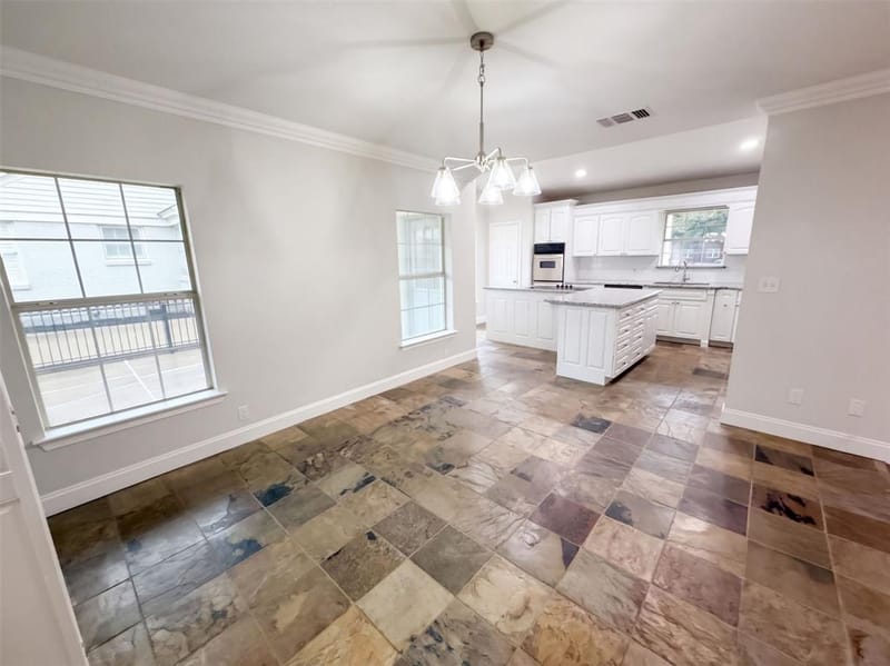 3911 White Settlement Road, Fort Worth TX 76107 - Photo 8