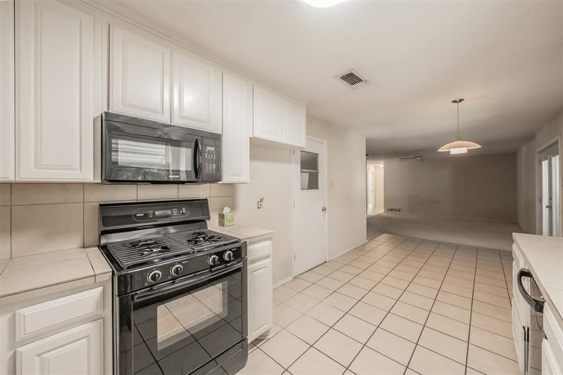 5216 Wentworth Street, Fort Worth TX 76132 - Photo 9