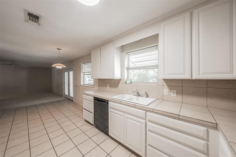 5216 Wentworth Street, Fort Worth TX 76132 - Photo 10