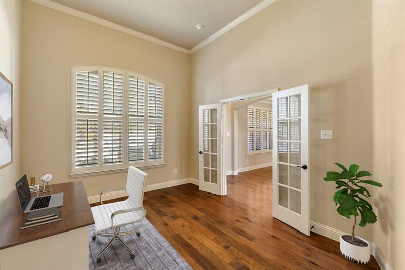 1049 Mesa Crest Drive, Fort Worth TX 76052 - Photo 10