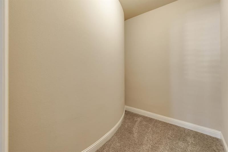 1049 Mesa Crest Drive, Fort Worth TX 76052 - Photo 11