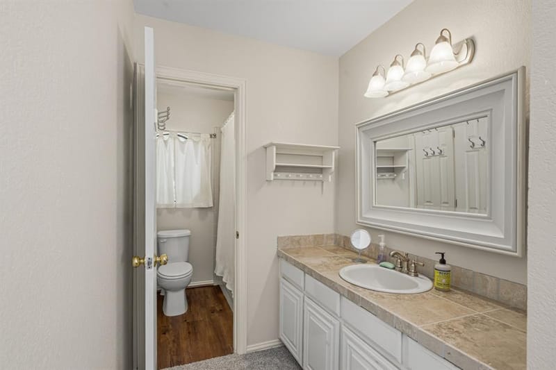 2104 Emerald Lake Drive, Arlington TX 76013 - Photo 29