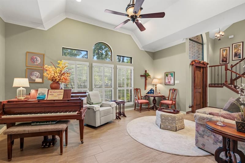2104 Emerald Lake Drive, Arlington TX 76013 - Photo 8