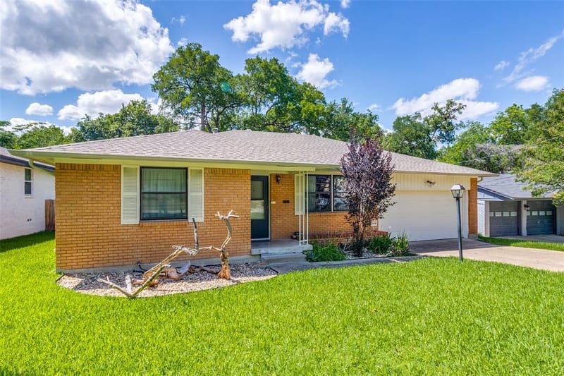 8125 Hunnicut Road, Dallas TX 75228