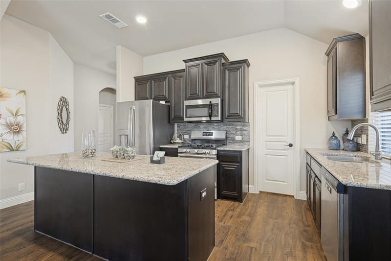 3405 Fletcher Road, Heartland TX 75126 - Photo 10