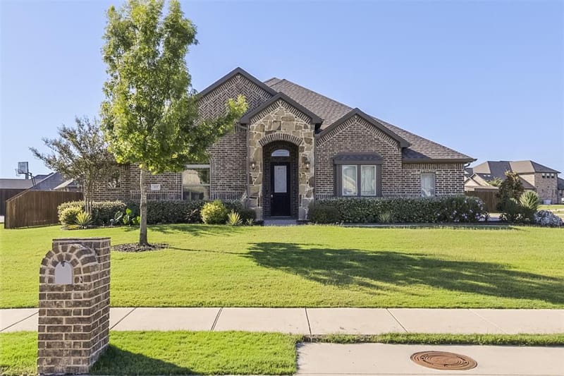 177 Hackney Street, Waxahachie TX 75165 - Photo 2