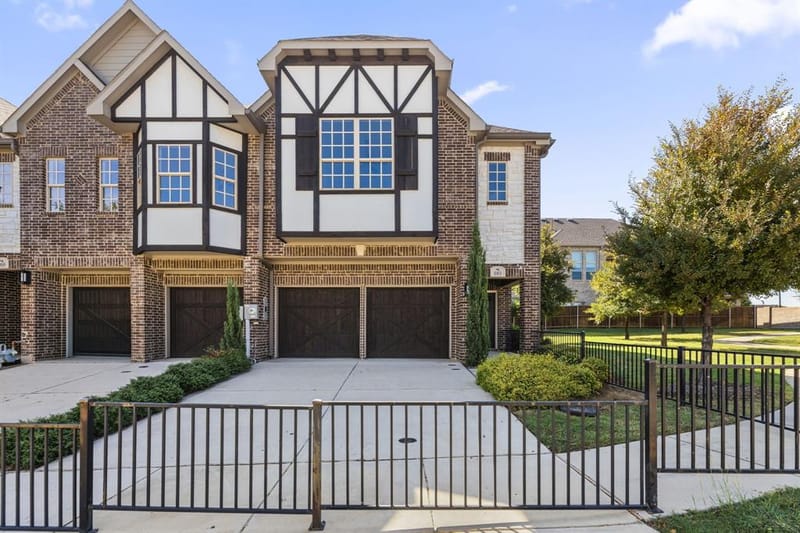 103 Kensington Drive, Lewisville TX 75067