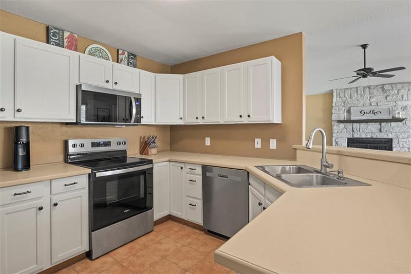 933 Calder Street, Howe TX 75459 - Photo 8