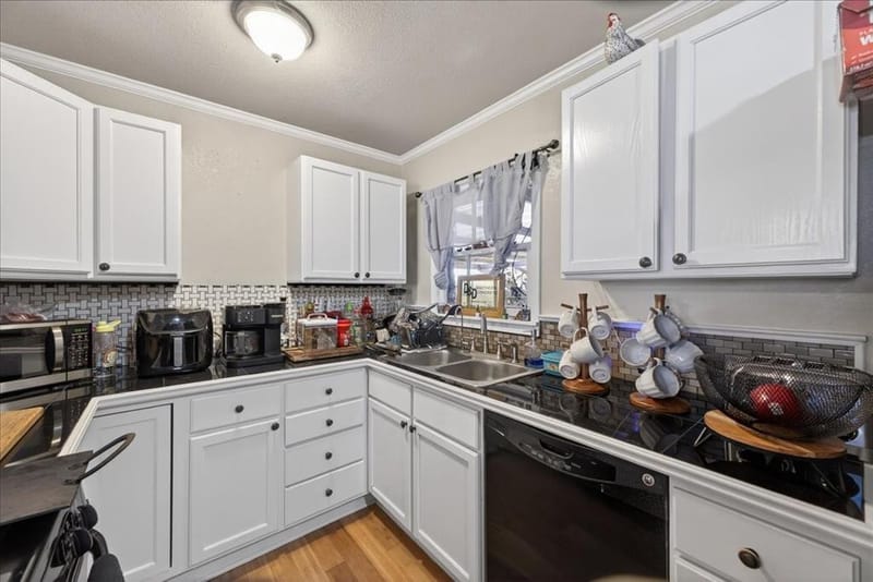 1310 N Estes Street, Stephenville TX 76401 - Photo 12