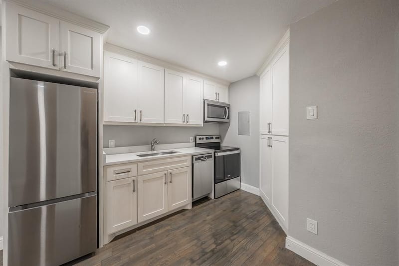 5757 Martel Avenue # B08, Dallas TX 75206 - Photo 7