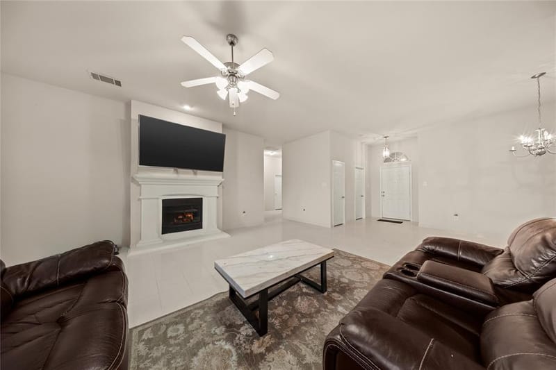 7043 Granville Court, Dallas TX 75249 - Photo 9