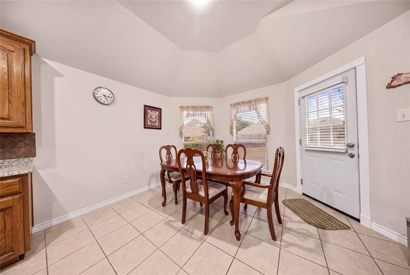 7043 Granville Court, Dallas TX 75249 - Photo 14