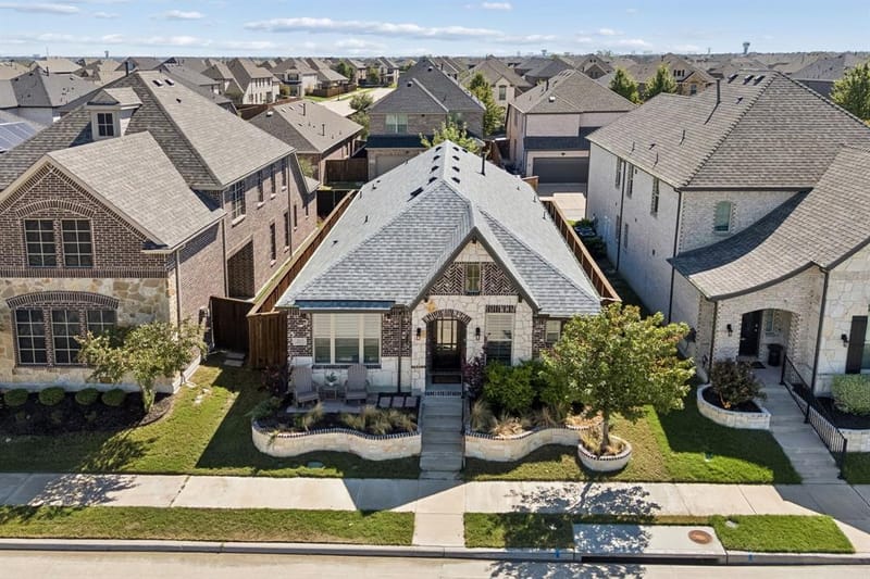 2113 Almassera Drive, Little Elm TX 75068 - Photo 2