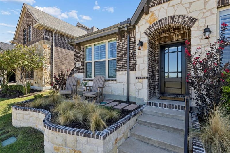 2113 Almassera Drive, Little Elm TX 75068 - Photo 3