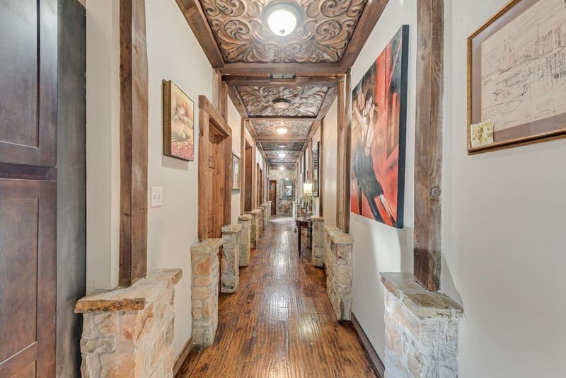 705 N Main Street, Grapevine TX 76051 - Photo 6