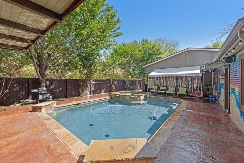 705 N Main Street, Grapevine TX 76051 - Photo 30