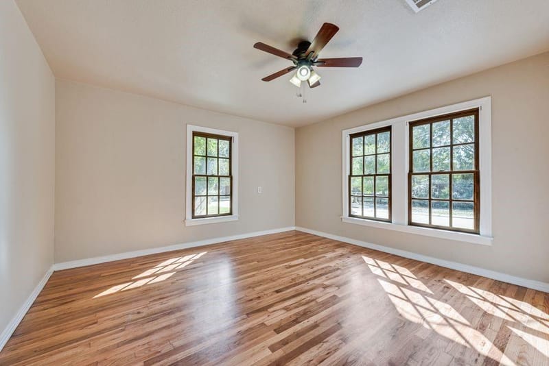 705 N Main Street, Grapevine TX 76051 - Photo 15
