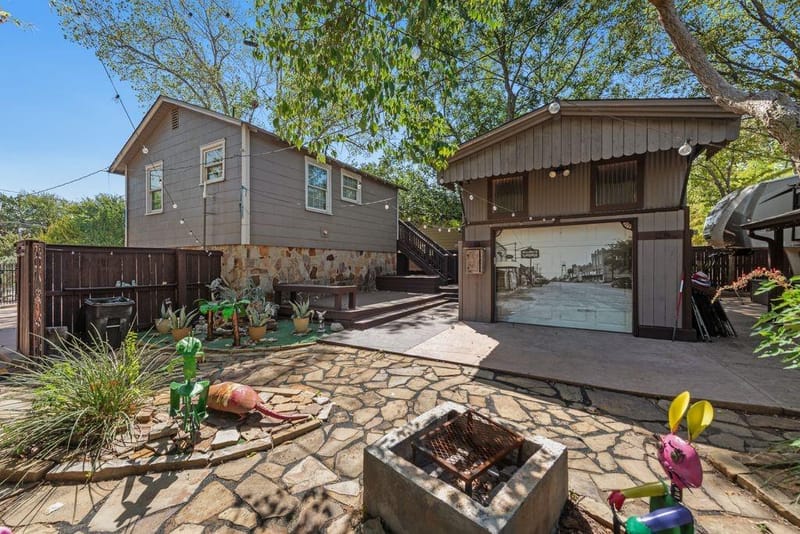 705 N Main Street, Grapevine TX 76051 - Photo 35
