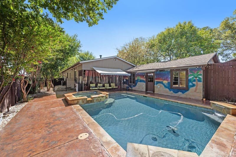 705 N Main Street, Grapevine TX 76051 - Photo 31