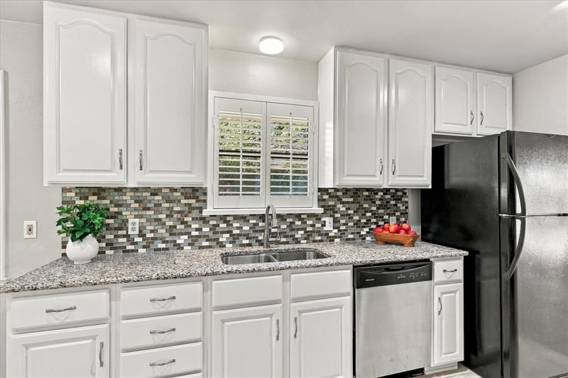 107 Creek Courts Drive, Trophy Club TX 76262 - Photo 9