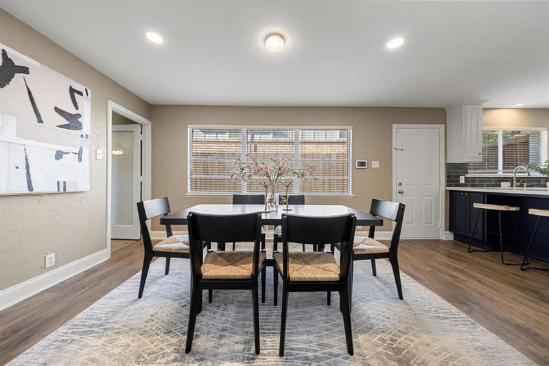 9735 Queenswood Lane, Dallas TX 75238 - Photo 11