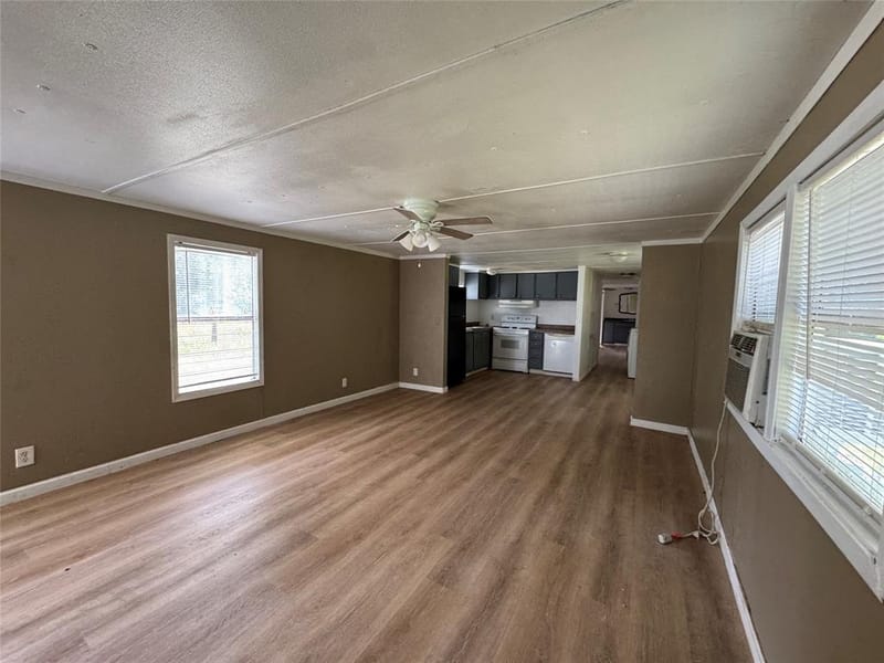 204 W Tarrant Street, Cumby TX 75433 - Photo 6