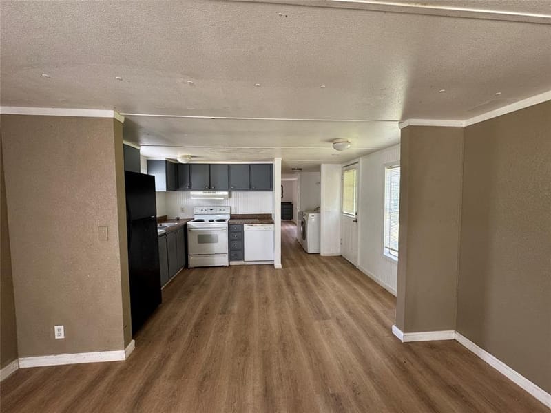 204 W Tarrant Street, Cumby TX 75433 - Photo 3