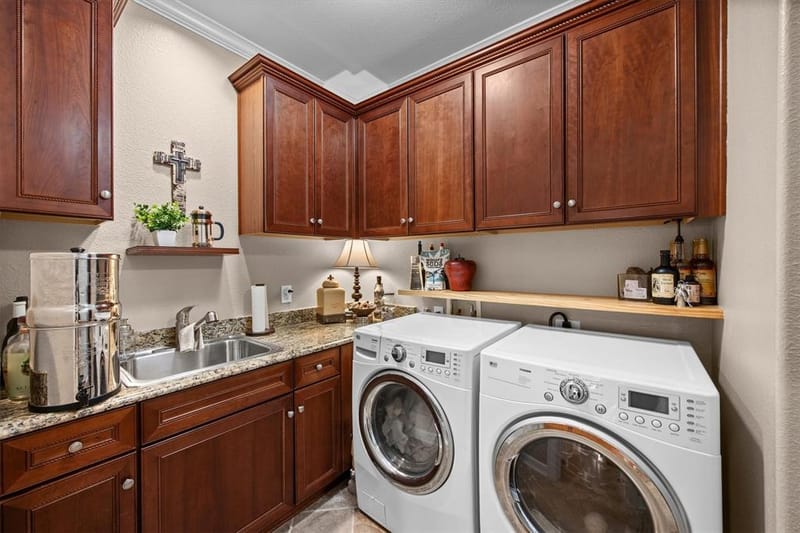 5304 Sutton Circle, McKinney TX 75070 - Photo 11