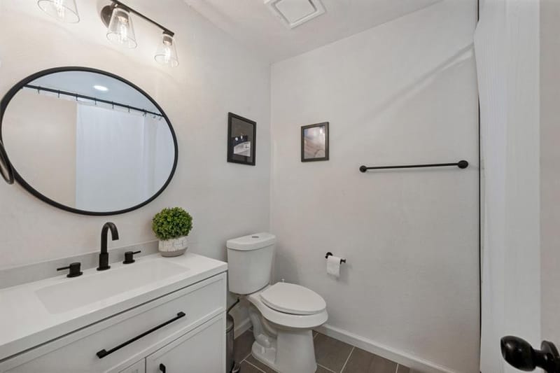 2620 Avenida Loop, Irving TX 75062 - Photo 8