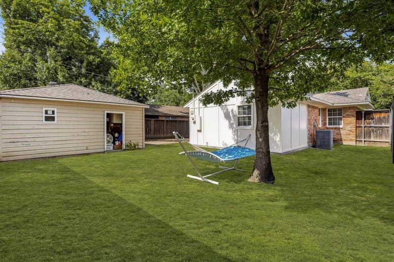 9639 Leaside Drive, Dallas TX 75238 - Photo 25