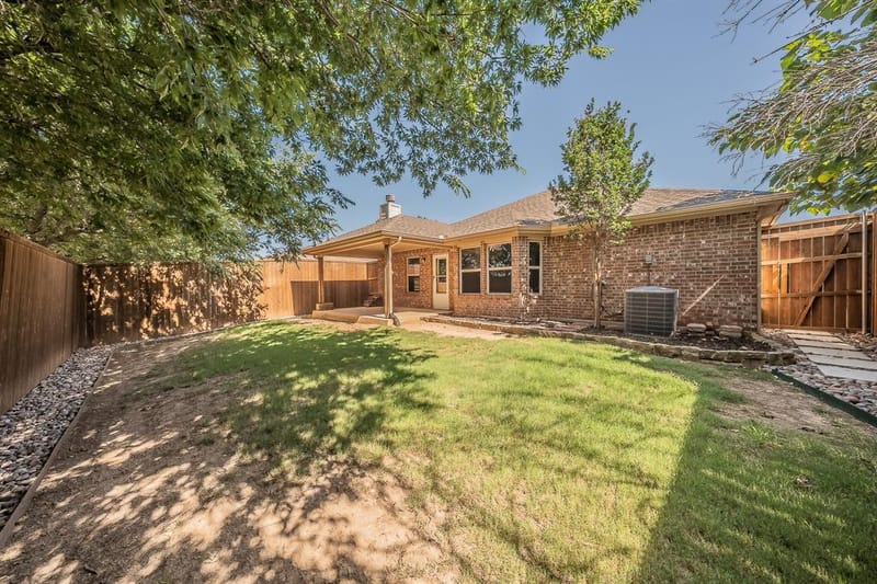 10100 Cougar Trail, Fort Worth TX 76108 - Photo 16