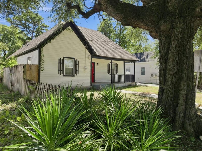 1207 Paul Quinn Street, Waco TX 76704 - Photo 3