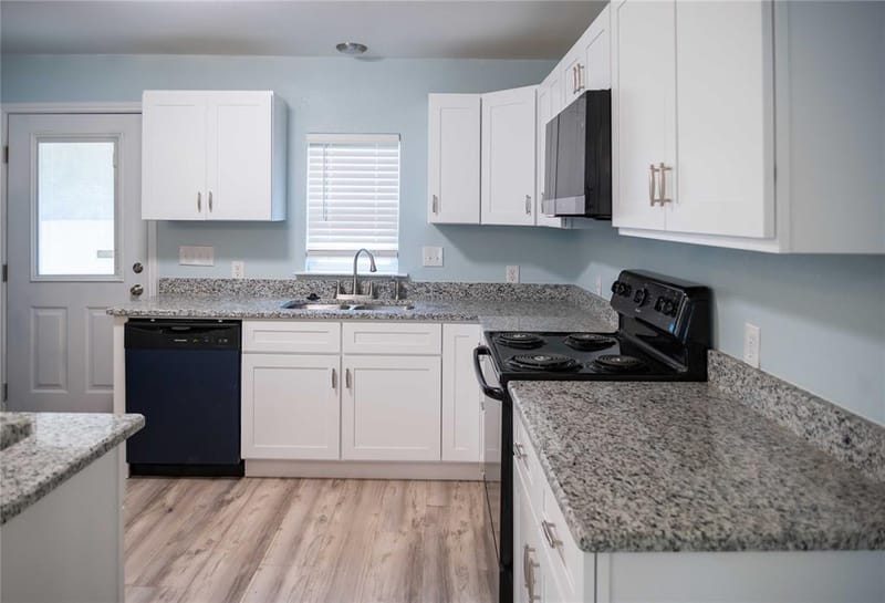 506 W 7th Street, Bonham TX 75418 - Photo 17