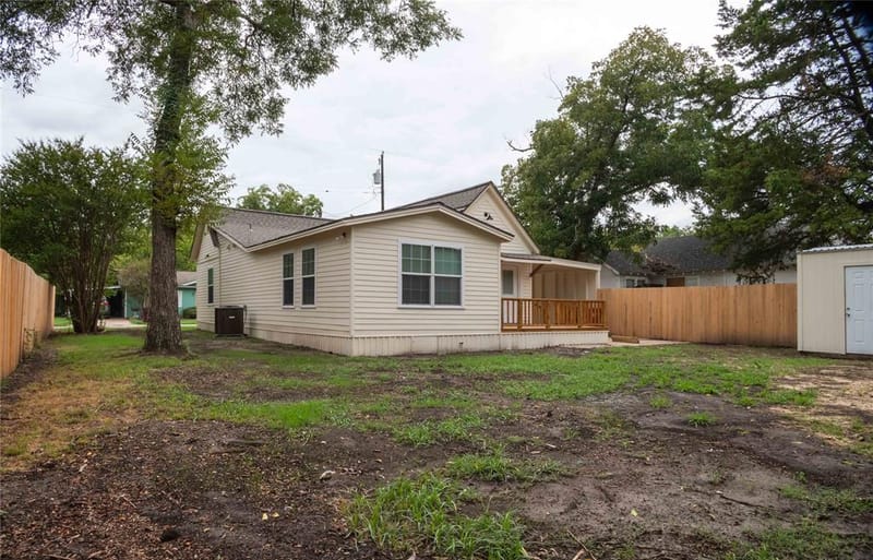 506 W 7th Street, Bonham TX 75418 - Photo 5