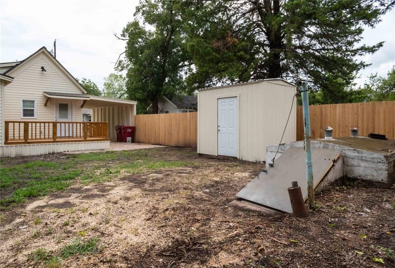 506 W 7th Street, Bonham TX 75418 - Photo 30