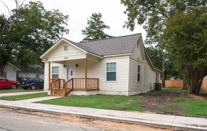 506 W 7th Street, Bonham TX 75418 - Photo 4