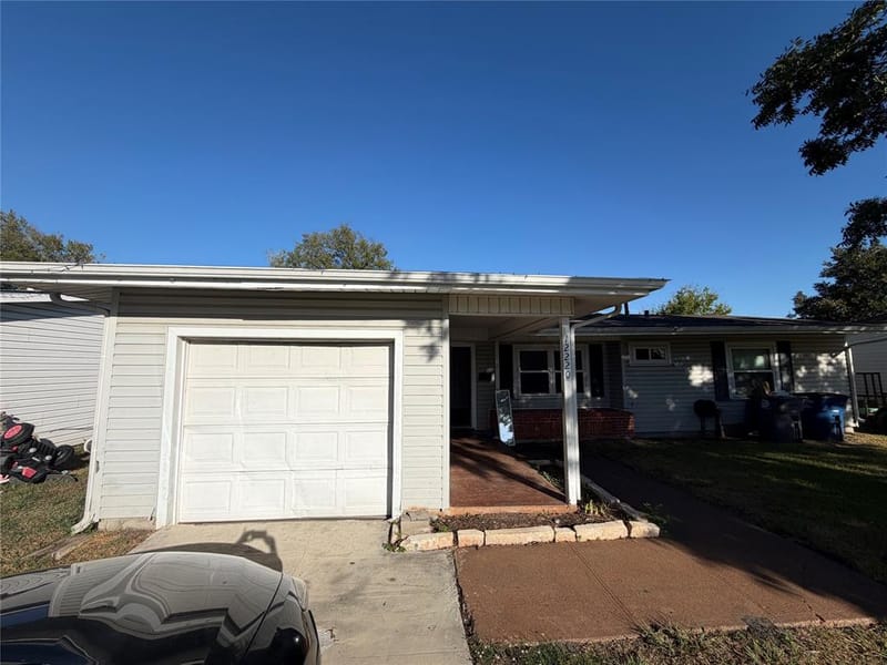 12220 Holt Drive, Dallas TX 75218