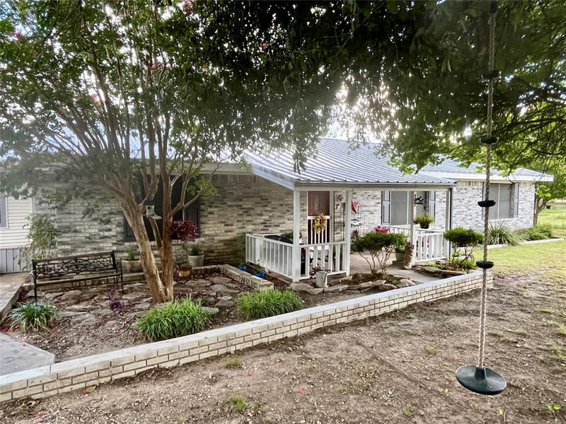947 County Road 239a, Hico TX 76457