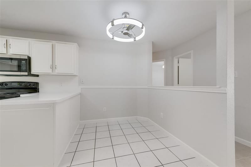 7016 Snowivy Court, Arlington TX 76001 - Photo 15