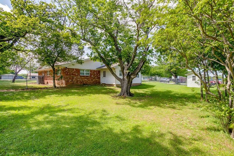 2196 Old Agnes Road, Weatherford TX 76088 - Photo 4